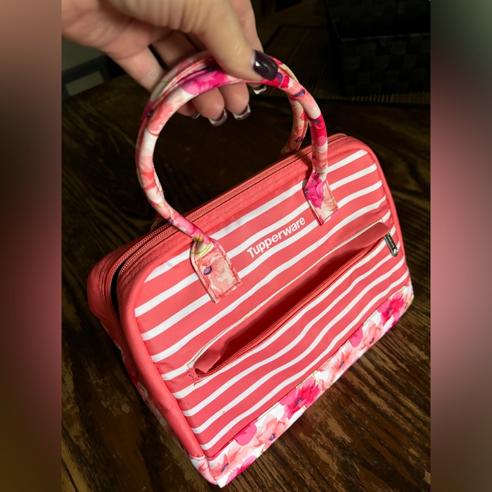 Tupperware insulated Lunch box/bag with containers inside.